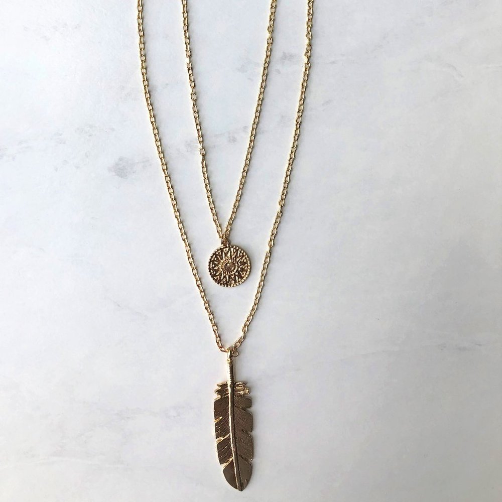 Double Layered Leaf Necklace Set